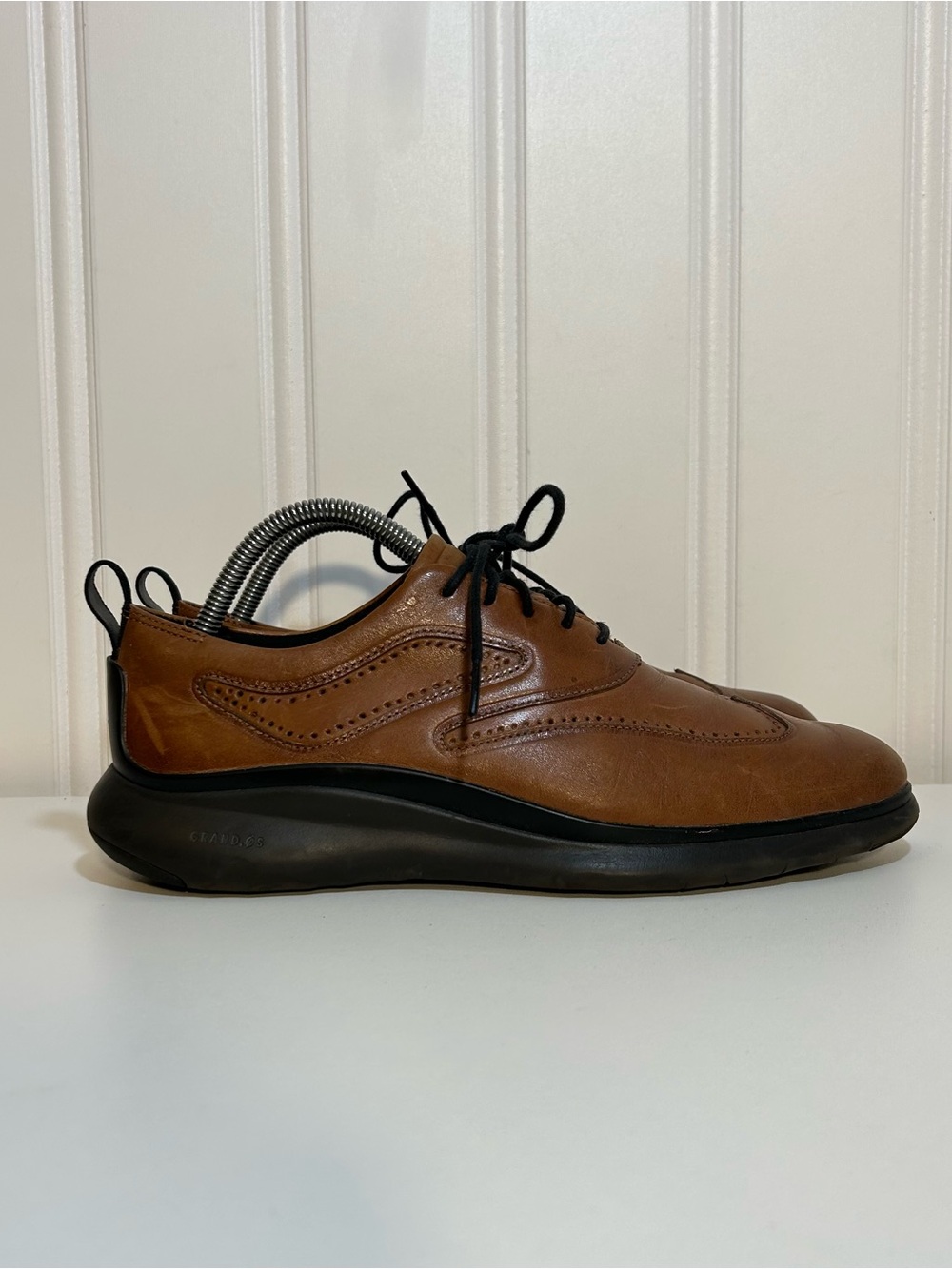 Cole haan zerogrand Brown Leather Wingtip oxford Sneakers black lace sole mens 8